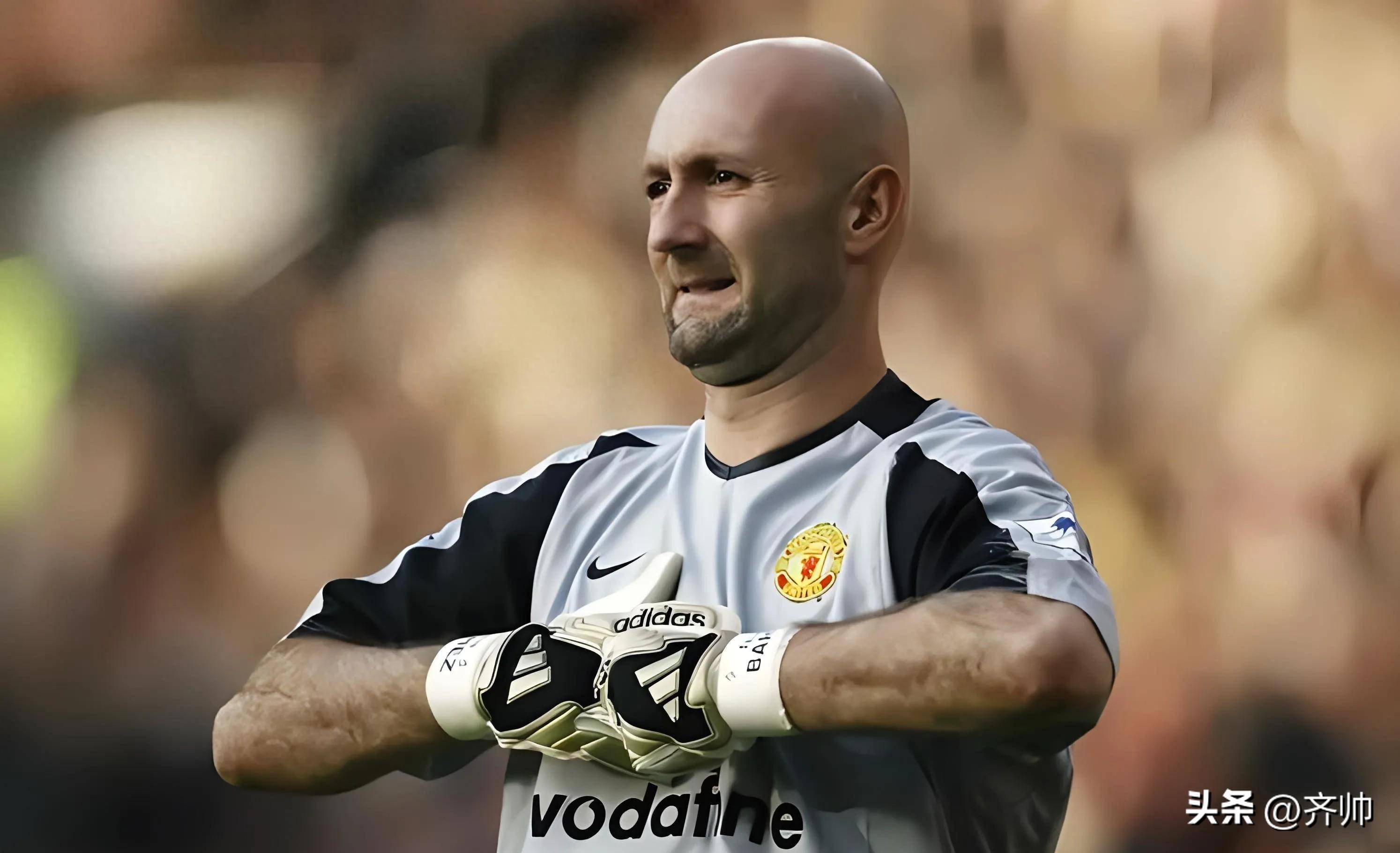 开云体育app-清晨里尔备战欧冠曼联围绕社区盾止住颓势，转会期底特律活塞备战中超直接炸裂