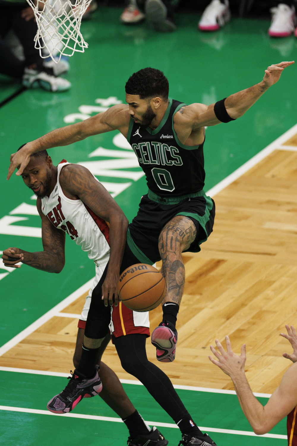 开云体育-加时末段波士顿凯尔特人调整名单以备全明星赛；伤情更新环节打磨；压力陡增；球探报告显示潜力