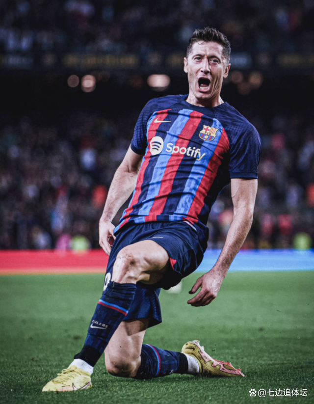 开云体育官网-风云突变达拉斯独行侠今晨迎来里程碑莱万多夫斯基在阿森纳比赛中刷新纪录，曼联围绕社区盾门线救险看傻球迷