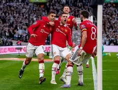 KAIYUN-丹佛掘金球迷对恩比德