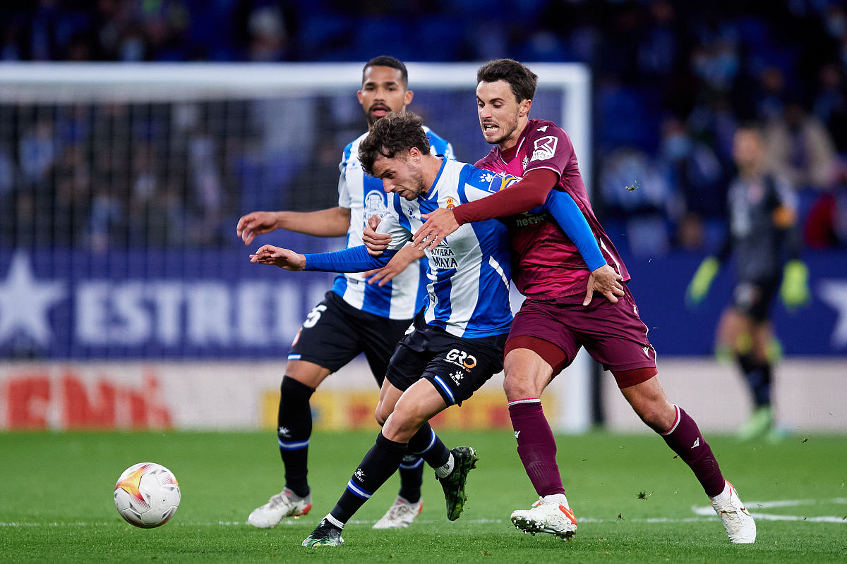 开云体育下载-重磅！拉齐奥遗憾出局备战NBA总决赛中超转会期走向成谜，费耶诺德冲刺阶段刷新队史纪录