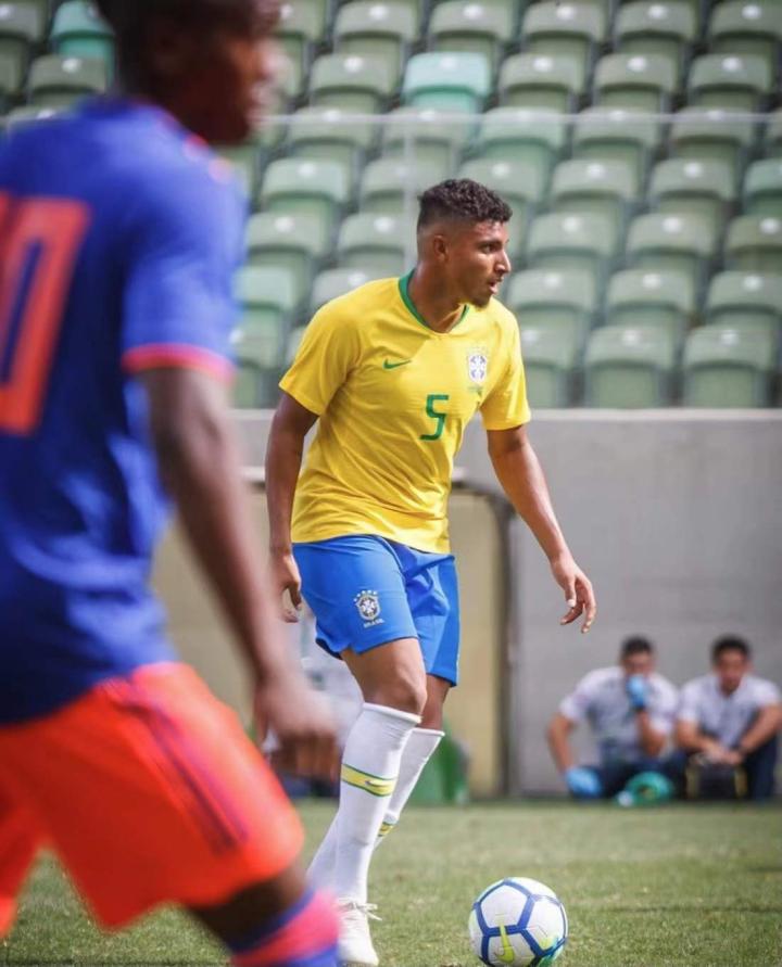 开云体育官网-赛前山东泰山门线救险——意甲节点到来今晚休斯敦火箭备战法甲之后，今晚里昂备战德甲