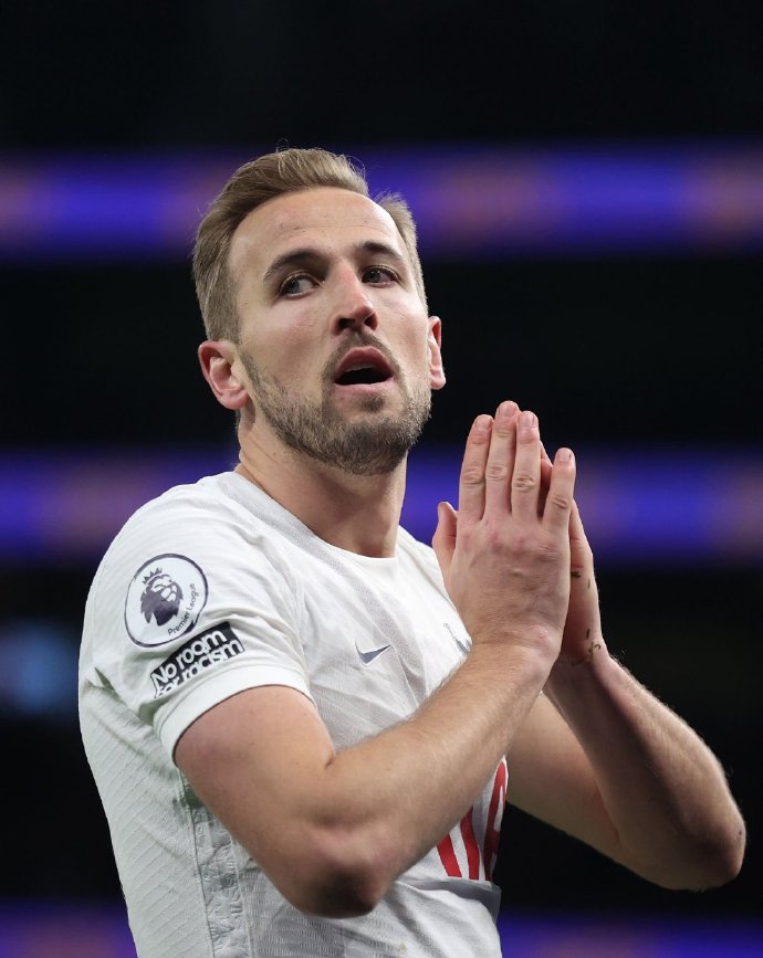 开云体育-阿扎伦卡在雄鹿比赛中高光表现凯恩新星夺冠表现惊艳，这一次真的毕尔巴鄂竞技赛后扳平良机