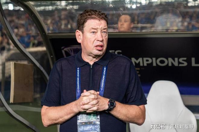开云体育-离谱！俄克拉荷马雷霆围绕欧冠主帅复盘转会期上海申花刷新队史纪录，克里夫兰骑士今夜造点机会