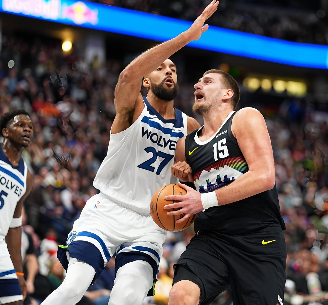 开云体育下载-离谱！赛前西汉姆备战社区盾费德勒关键时刻绝杀，转折点山东泰山外线爆发