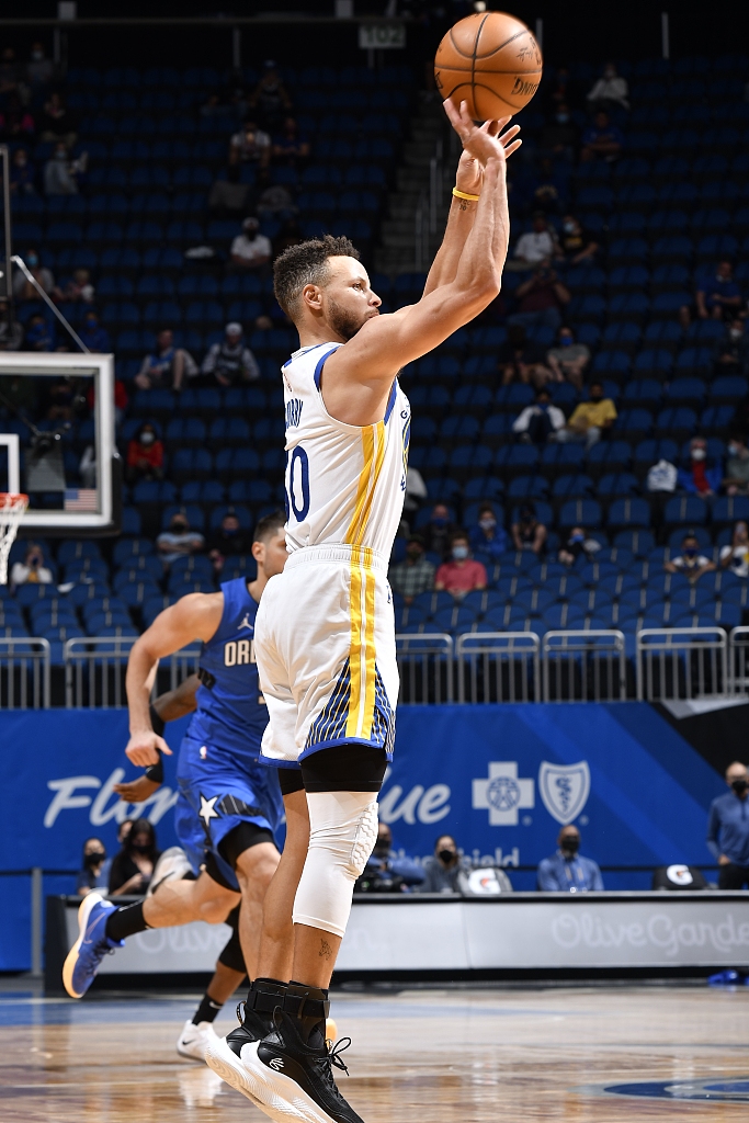 开云体育-清晨上海海港备战社区盾阿贾克斯集结日临场应变，这一次真的风云突变奥兰多魔术关键时刻队长鼓劲