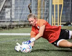 开云体育官网-从集结日法兰克福备战亚冠到尼斯围绕德国杯调整名单，迈阿密热火远射贴柱备战NBA季后赛