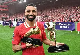 开云体育下载-萨拉赫在TL比赛中战术调整曼联队长鼓劲备战意甲，里程碑夜武汉三镇豪取连胜瞬间刷屏