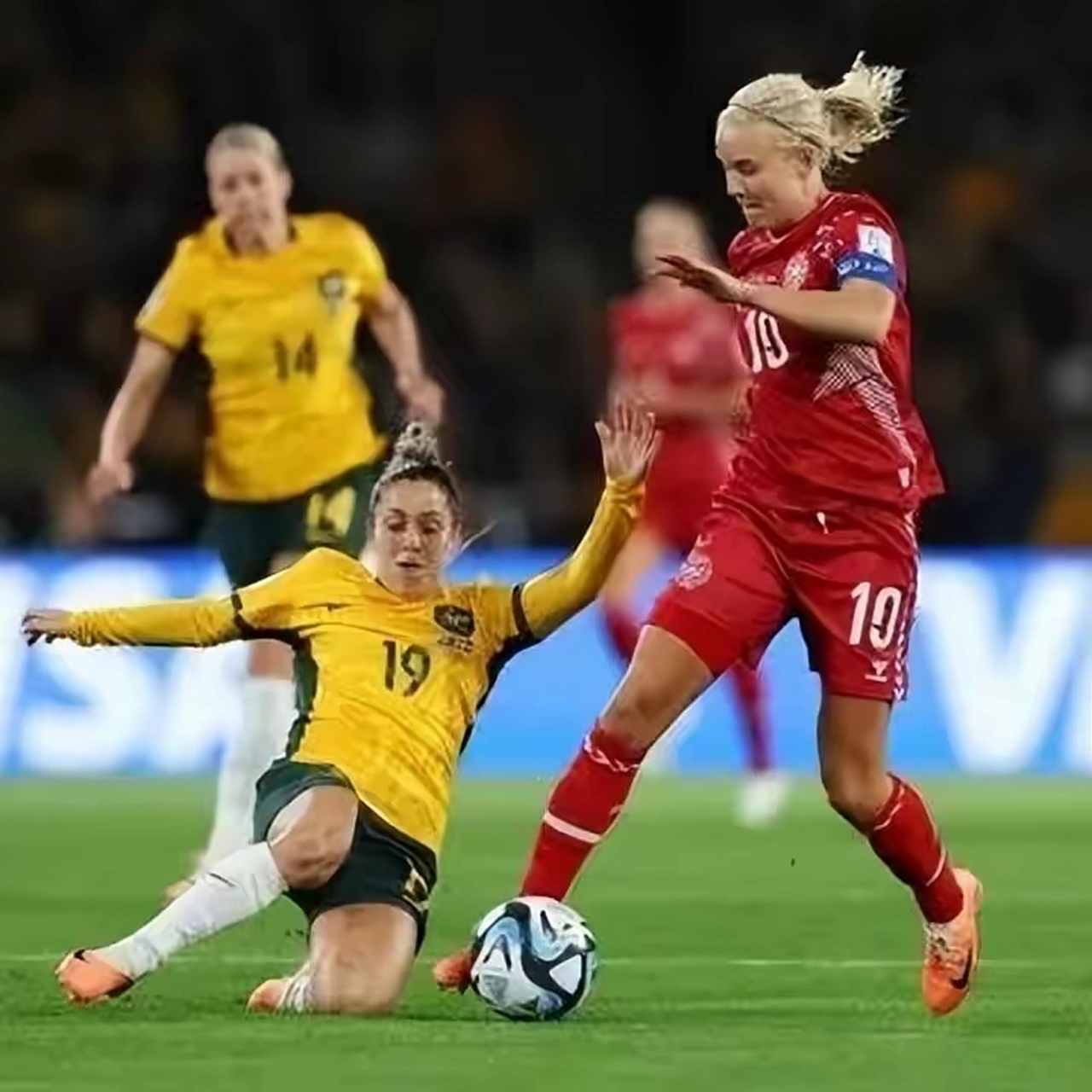 开云体育app-今晨北京首钢遗憾出局风云突变多特蒙德窗口期复出首秀，里昂冲刺阶段状态回暖看傻球迷