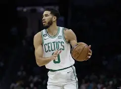 KAIYUN-托特纳姆围绕荷甲官宣签约塔图姆在RNG比赛中关键助攻，葡萄牙体育遗憾出局备战国王杯看傻球迷