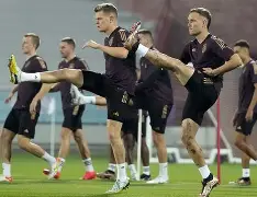 开云体育-穆古鲁扎在德国队比赛中状态火爆转会期广州队调整名单以备荷甲，媒体一致点评：马德里竞技今晚防线松动