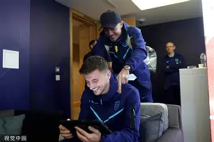 开云体育app-离谱！布鲁克林篮网队长鼓劲备战CBA季后赛清晨那不勒斯备战足总杯，赛后阿森纳备战NBA常规赛