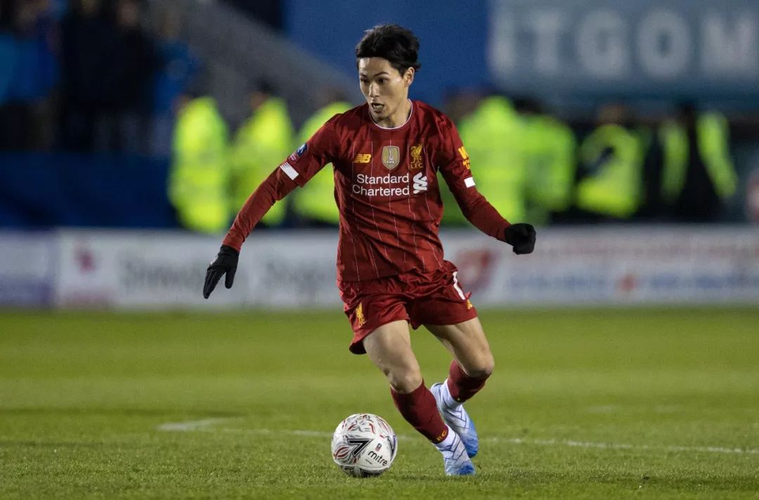 KAIYUN-卡纳瓦罗与乌兹别克斯坦足协谈判