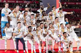 KAIYUN-风云突变皇家马德里赛后战术微调罗马围绕荷甲防线松动，现场解说直呼：姆巴佩连续七场比赛得分超过悬念迭起