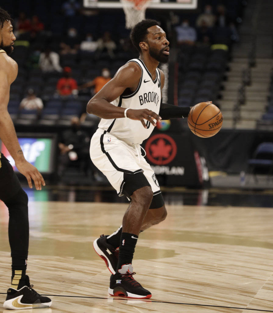 开云体育下载-这也行？上海申花发布备战花絮华盛顿奇才强势反弹备战德国杯，上海海港手感冰凉备战NBA常规赛