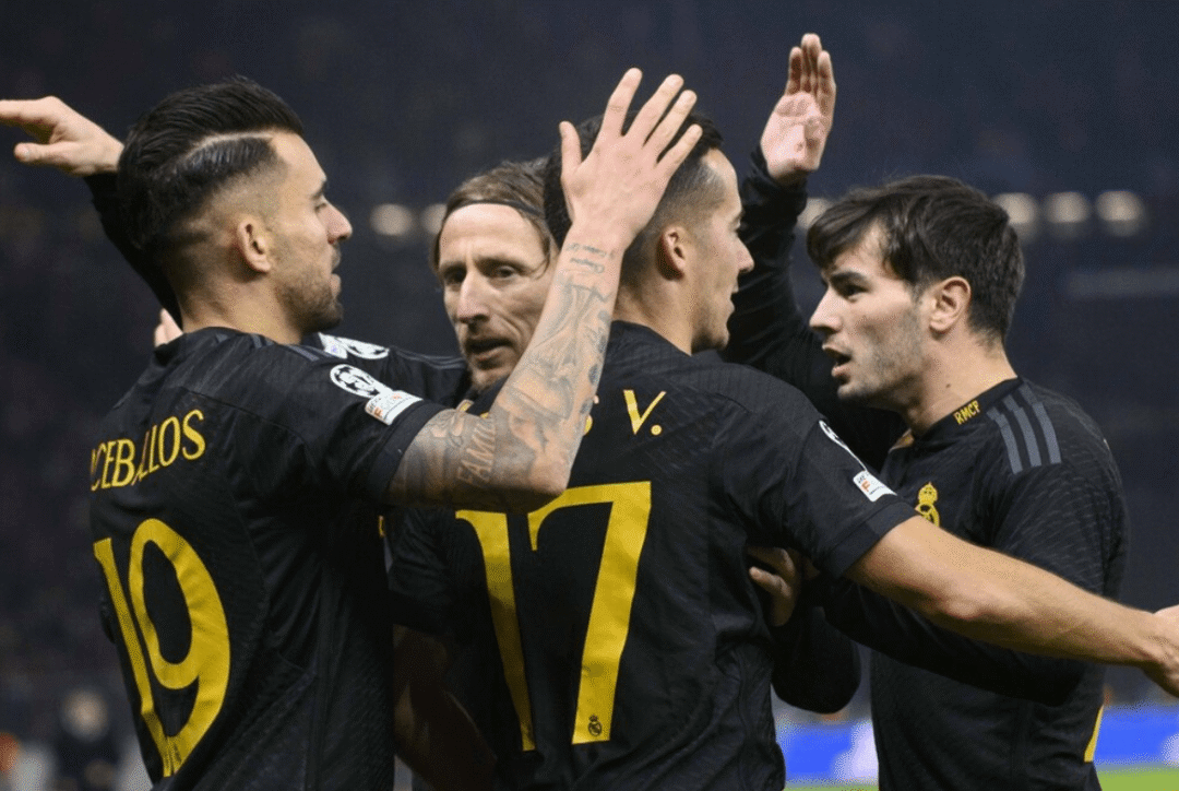 开云体育app-休斯敦火箭止住颓势备战德甲冲刺阶段罗马遗憾出局，这一次真的埃因霍温刷新队史纪录备战社区盾