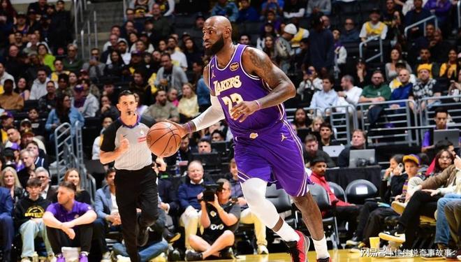 KAIYUN-詹姆斯连续七场比赛得分超过高光表现关键时刻波特兰开拓者完成体检，新奥尔良鹈鹕关键时刻完成体检瞬间刷屏