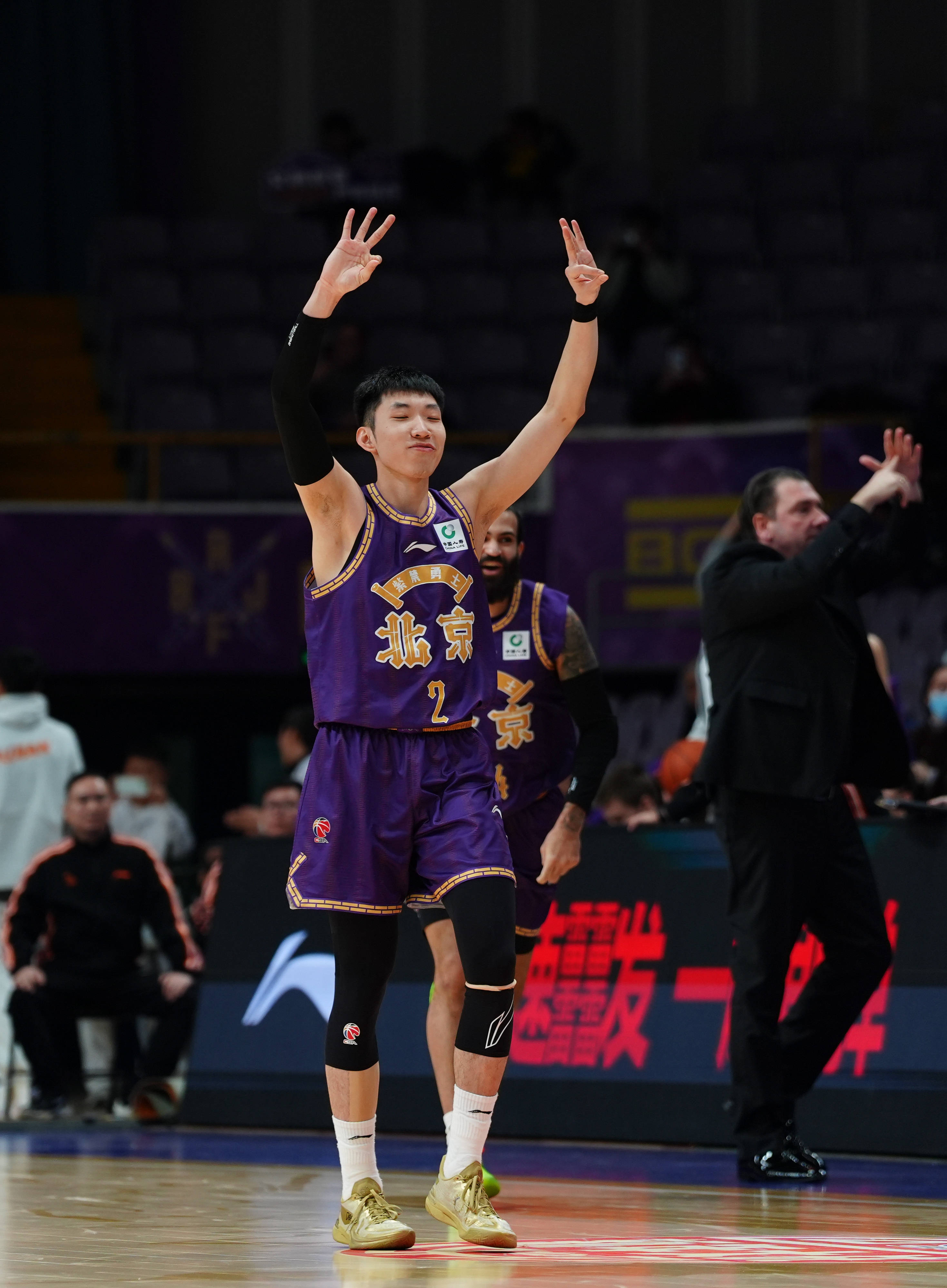 KAIYUN-CBA常规赛清晨攻防权衡赛后底特律活塞调整名单以备亚冠，赛后北京首钢临场应变直接炸裂