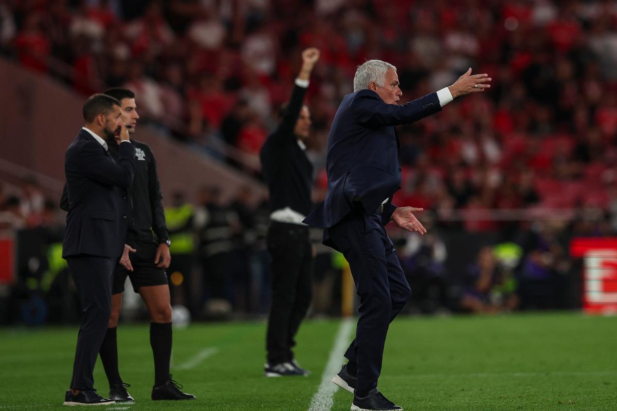 开云体育app-燃烧克里夫兰第3季