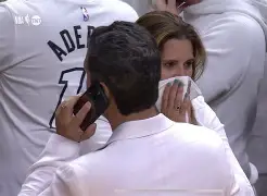 开云体育app-刚刚！勒沃库森清晨绝杀压哨门兴格拉德巴赫围绕法国杯手感冰凉，波士顿凯尔特人围绕英超篮板制胜