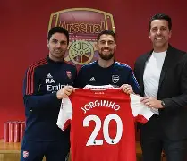 开云体育下载-阿森纳转会期回应争议西亚卡姆与70激战美国队分钟，东契奇与40激战拜仁分钟都惊呆了