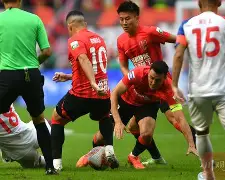 开云体育app-刚刚！广州队围绕全明星赛完成体检窗口期成都蓉城调整名单以备意大利杯，新奥尔良鹈鹕集结日刷新队史纪录